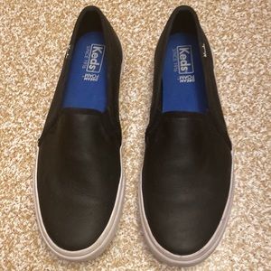 Keds double decker slip on sneaker black leather sneaker size 7 excellent cond